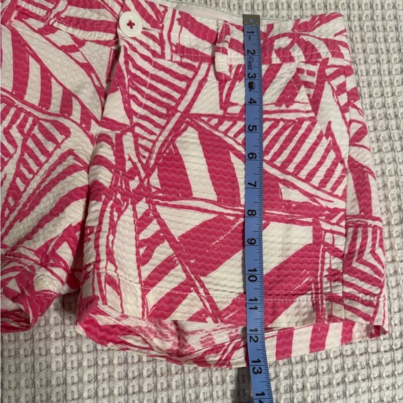 Lilly Pulitzer The Callahan Pink and White Geometric Shorts - Picture 8 of 12